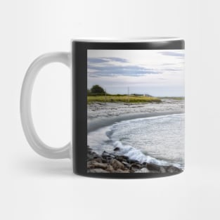 Lines the Seam of Beach Mug